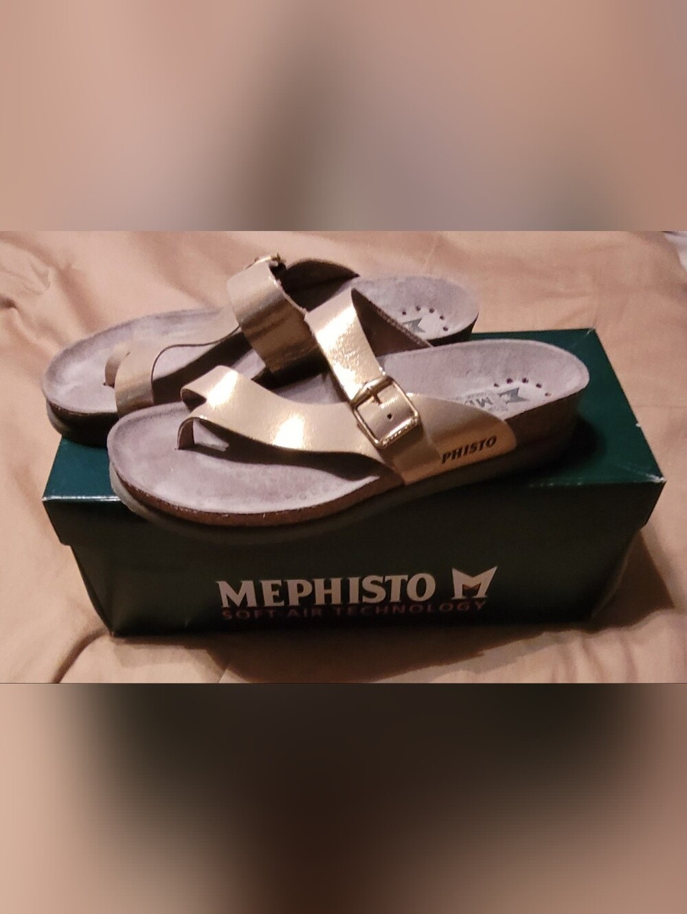 Mephisto Helen Sandals - Picture 2 of 5